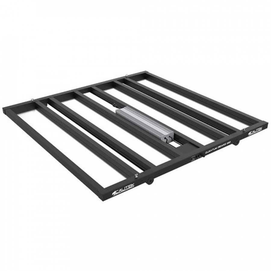 Quantum Bears 680W - Éclairage horticole LED puissant à spectre complet - Calitek