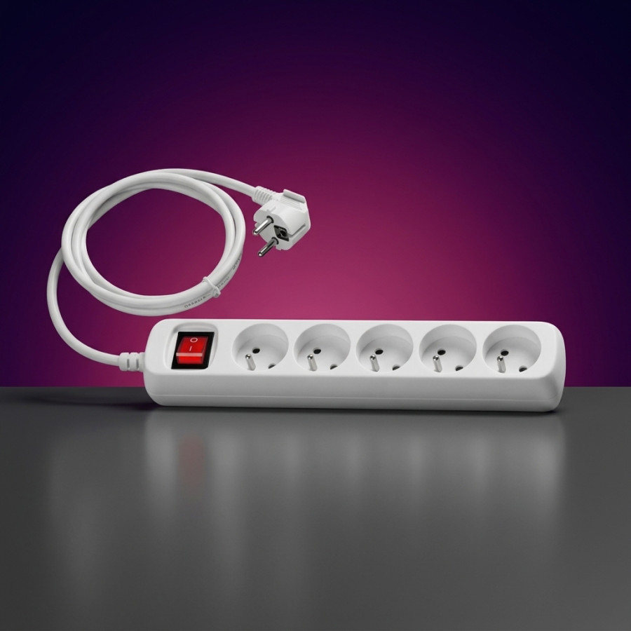 Steckdosenleiste mit 5 Steckdosen – 1 m Kabel – Schalter – MAX 3500 W